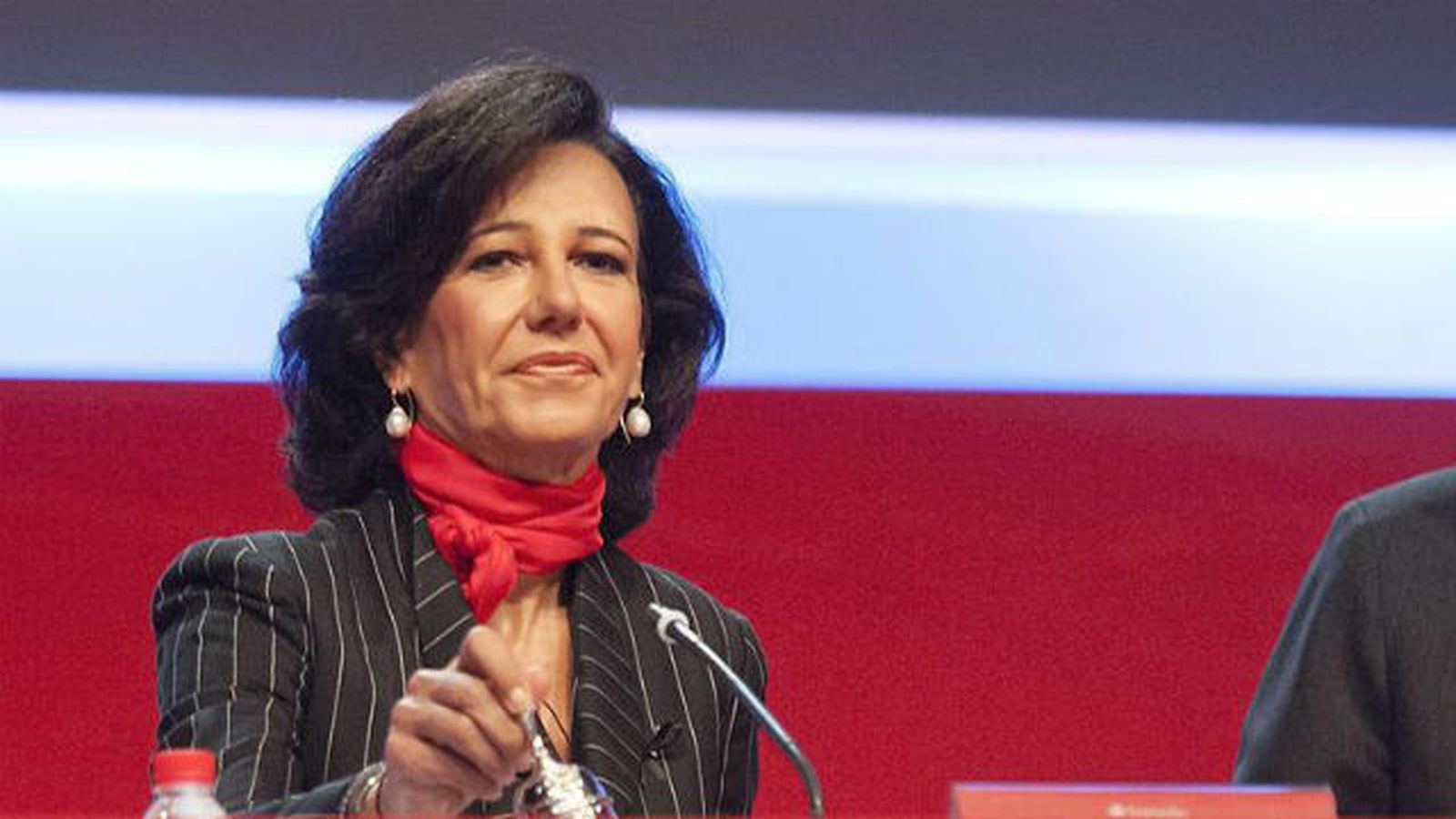 Santander logra beneficio de 2.054 millones  hasta marzo, un 10% más