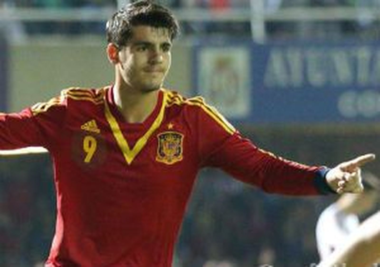 1-0. Morata derriba el muro húngaro