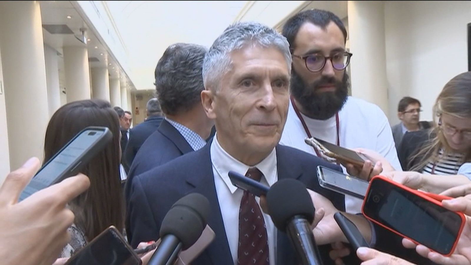 Marlaska no dimitirá y dice que "se mantienen" las razones del cese de De los Cobos