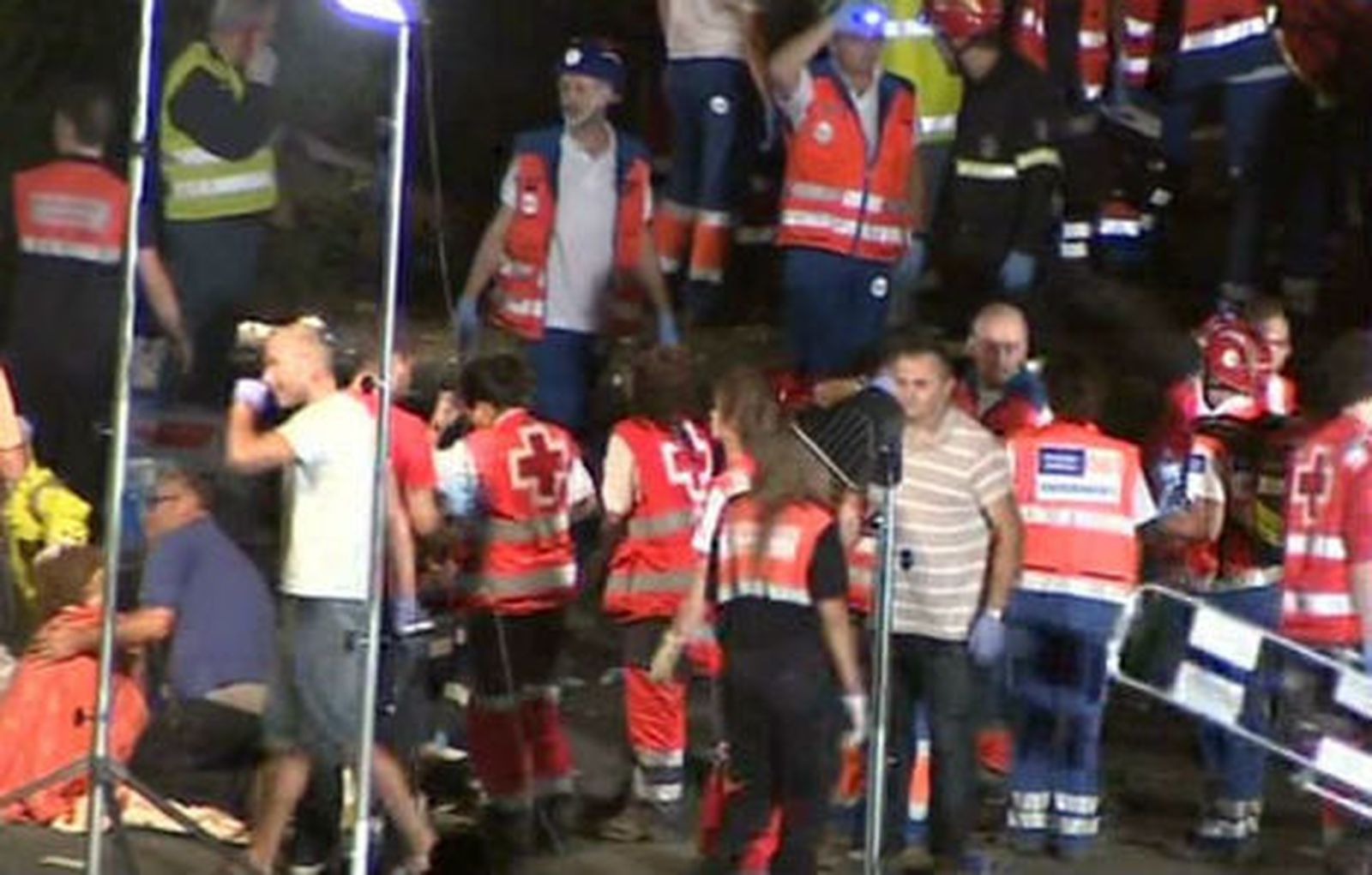 Los hospitales de Galicia atendieron a 141  pacientes del tren siniestrado en Santiago