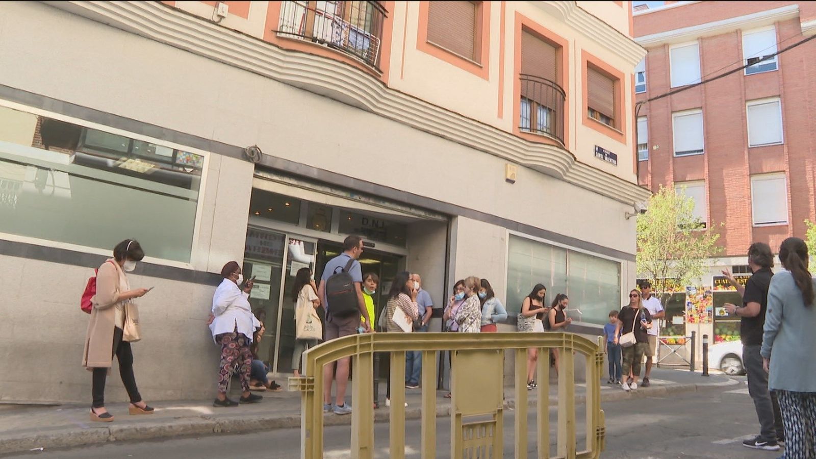 Colapso en la renovación del DNI y pasaporte con citas para dentro de un mes