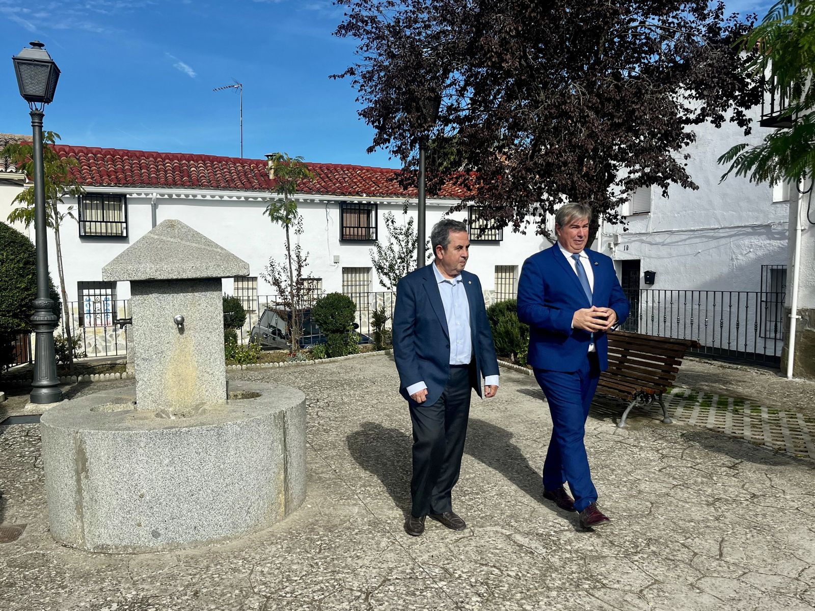 Visita regional a las obras de mejora en varios puntos de Pezuela de las Torres