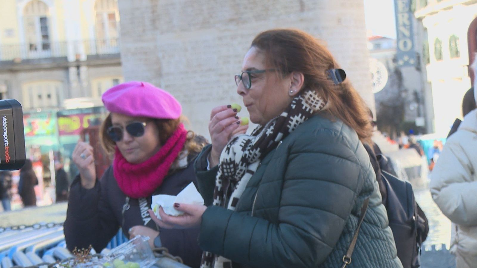 La Puerta del Sol, lista para las uvas y preúvas de Nochevieja