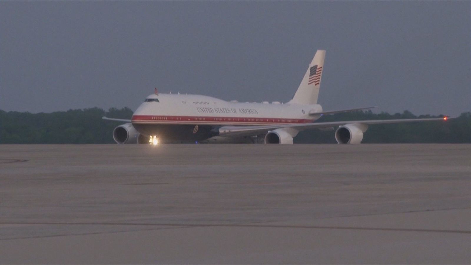 Donald Trump estrena el polémico avión presidencial donado por Catar