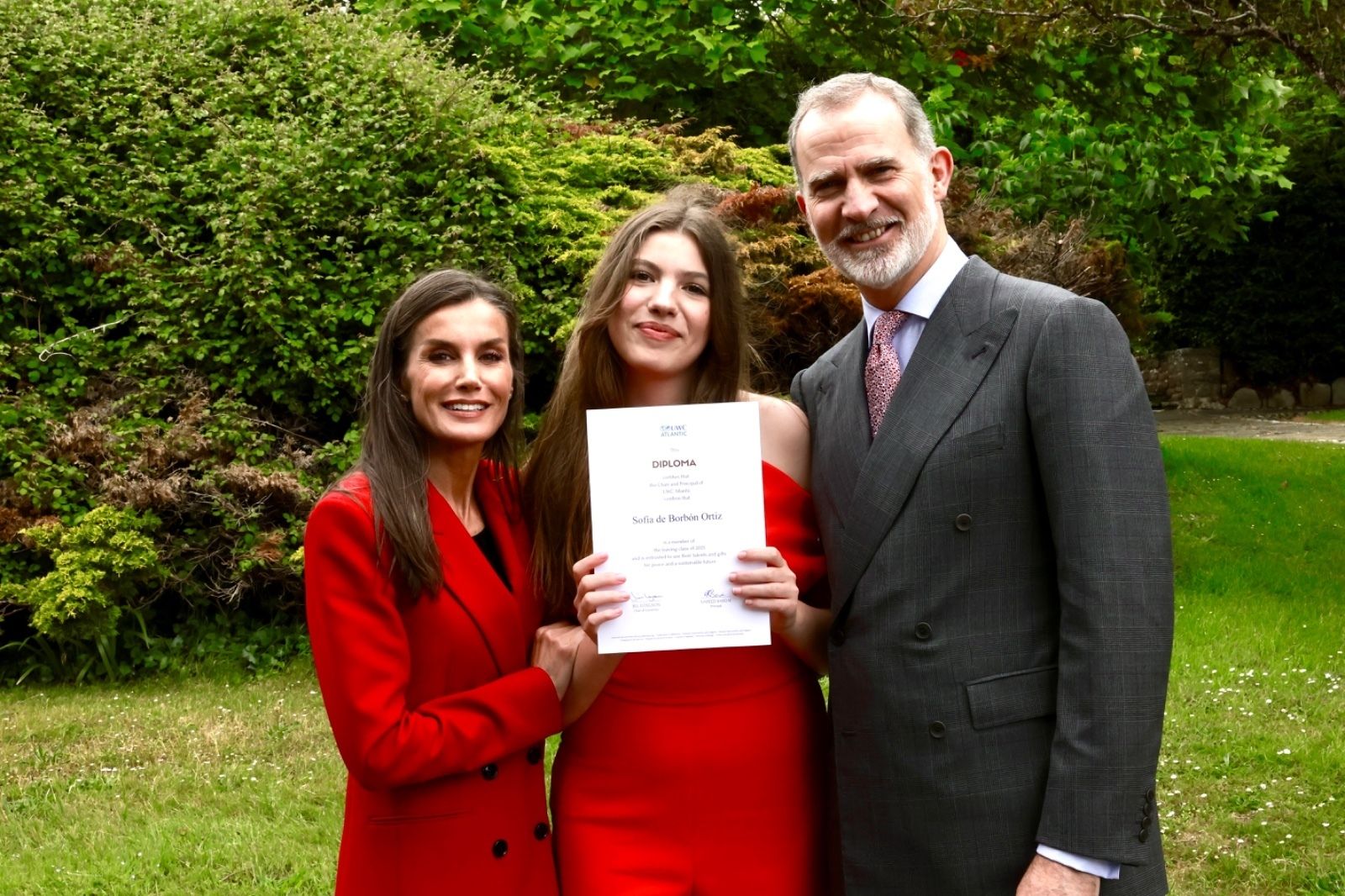 La Infanta Sofía se gradúa en bachillerato en Gales