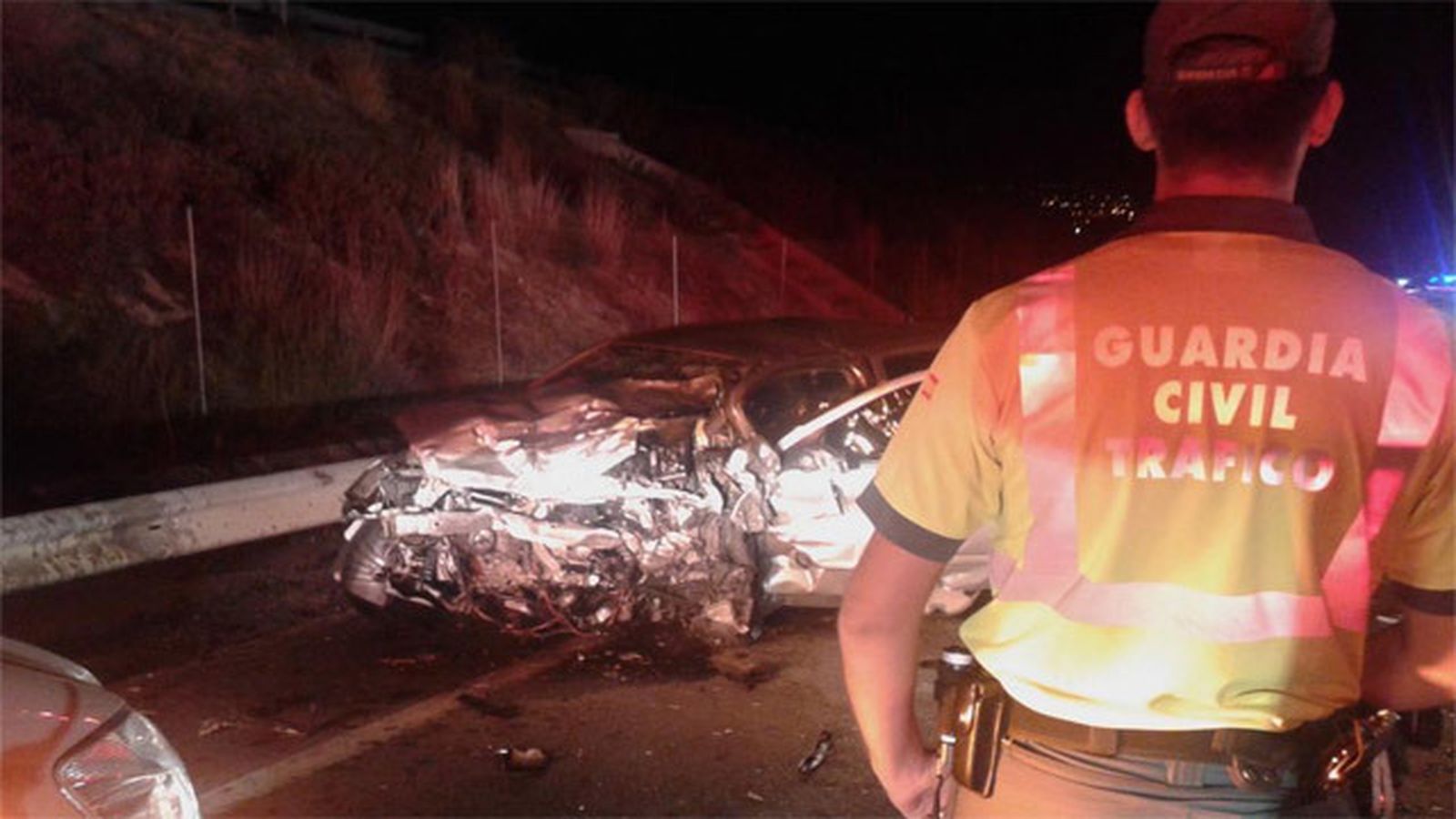 Tres fallecidos en accidente tráfico en Madrid con dos vehículos implicados