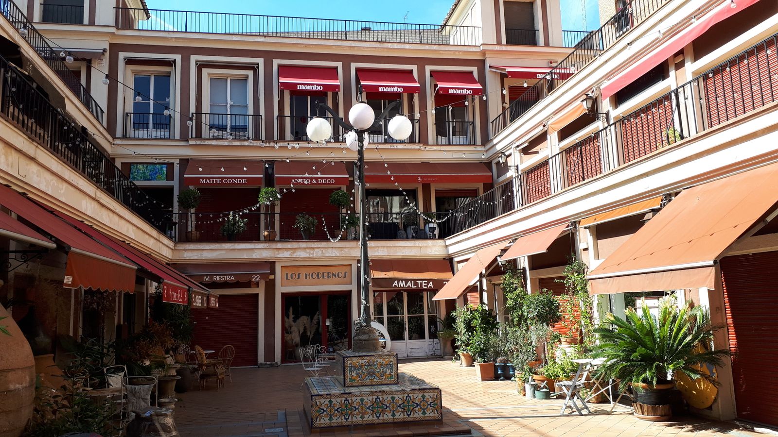 Las Nuevas Galerías, en la Ribera de Curtidores