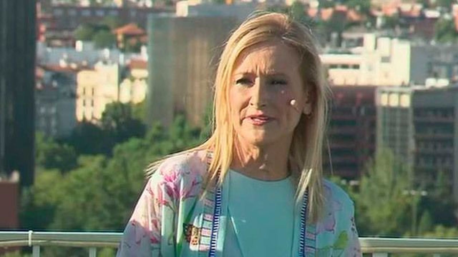 Cifuentes: "No piensa en votos" y sí en "recuperar la confianza de los madrileños"