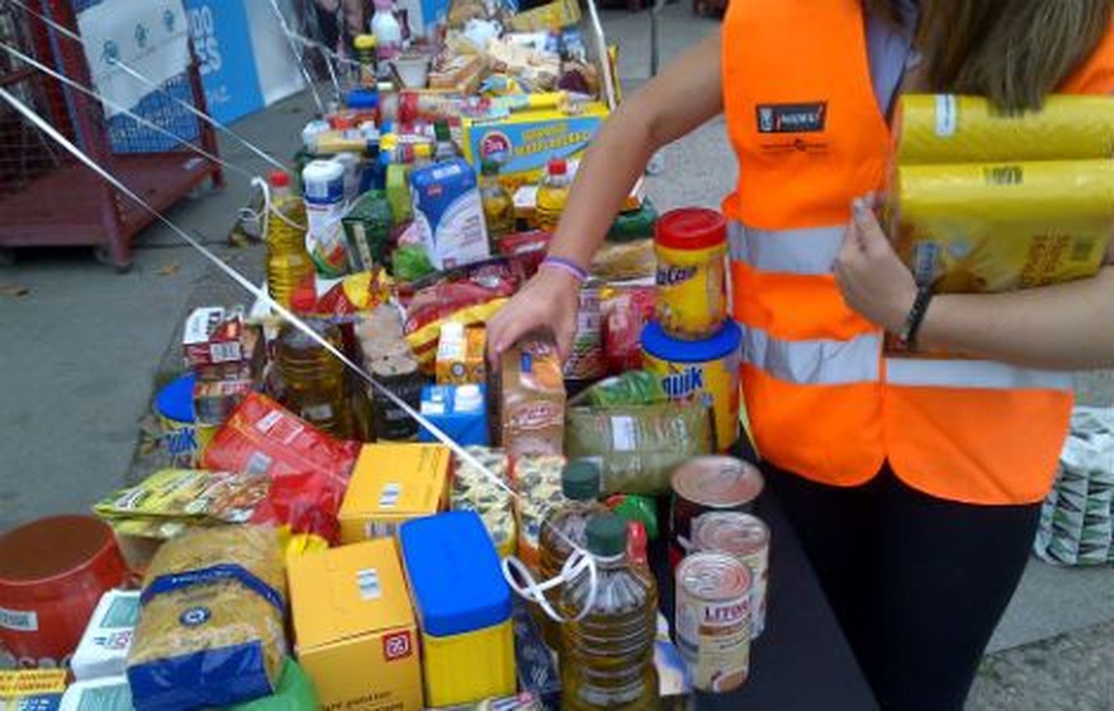 La Caixa recogerá 500 toneladas de alimentos para 68.000 niños necesitados