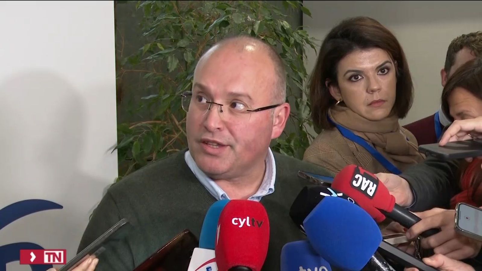 Choque entre Montero y Tellado