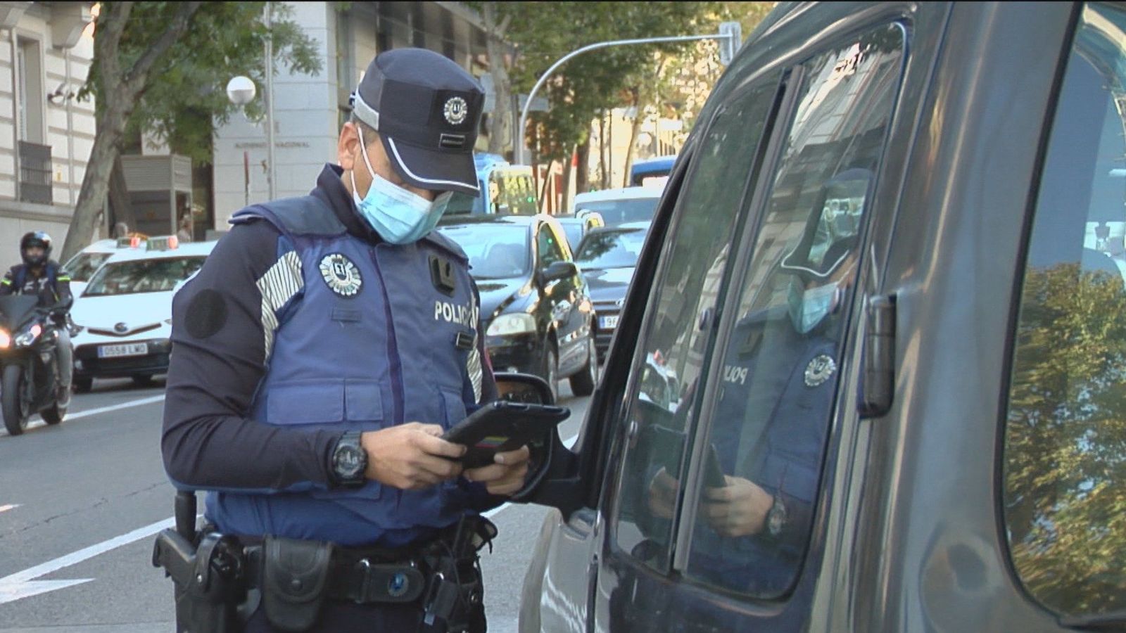 Acompañamos a la Policía Municipal en un control de droga a VTC y taxis