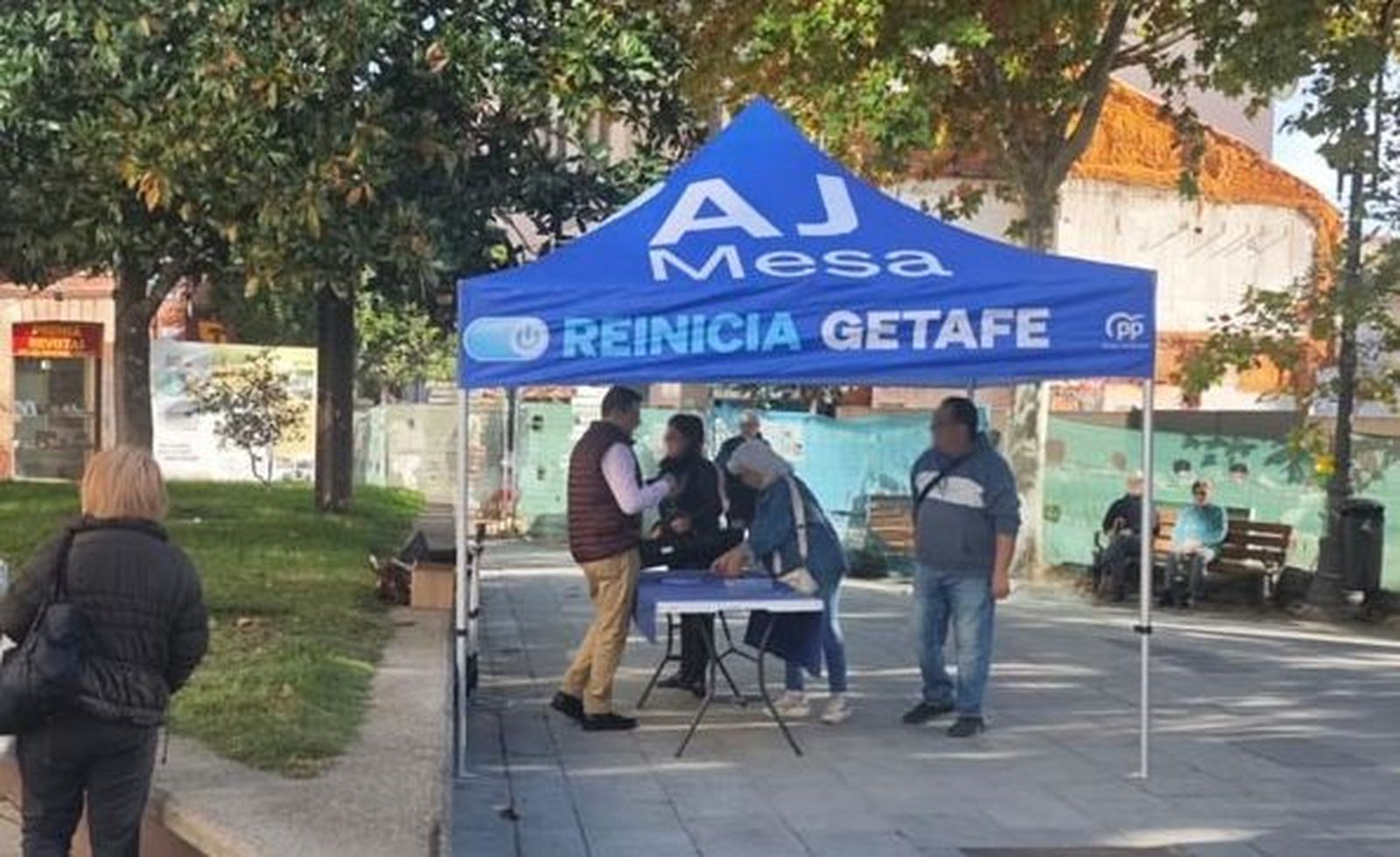 Mesa informativa del PP de Getafe