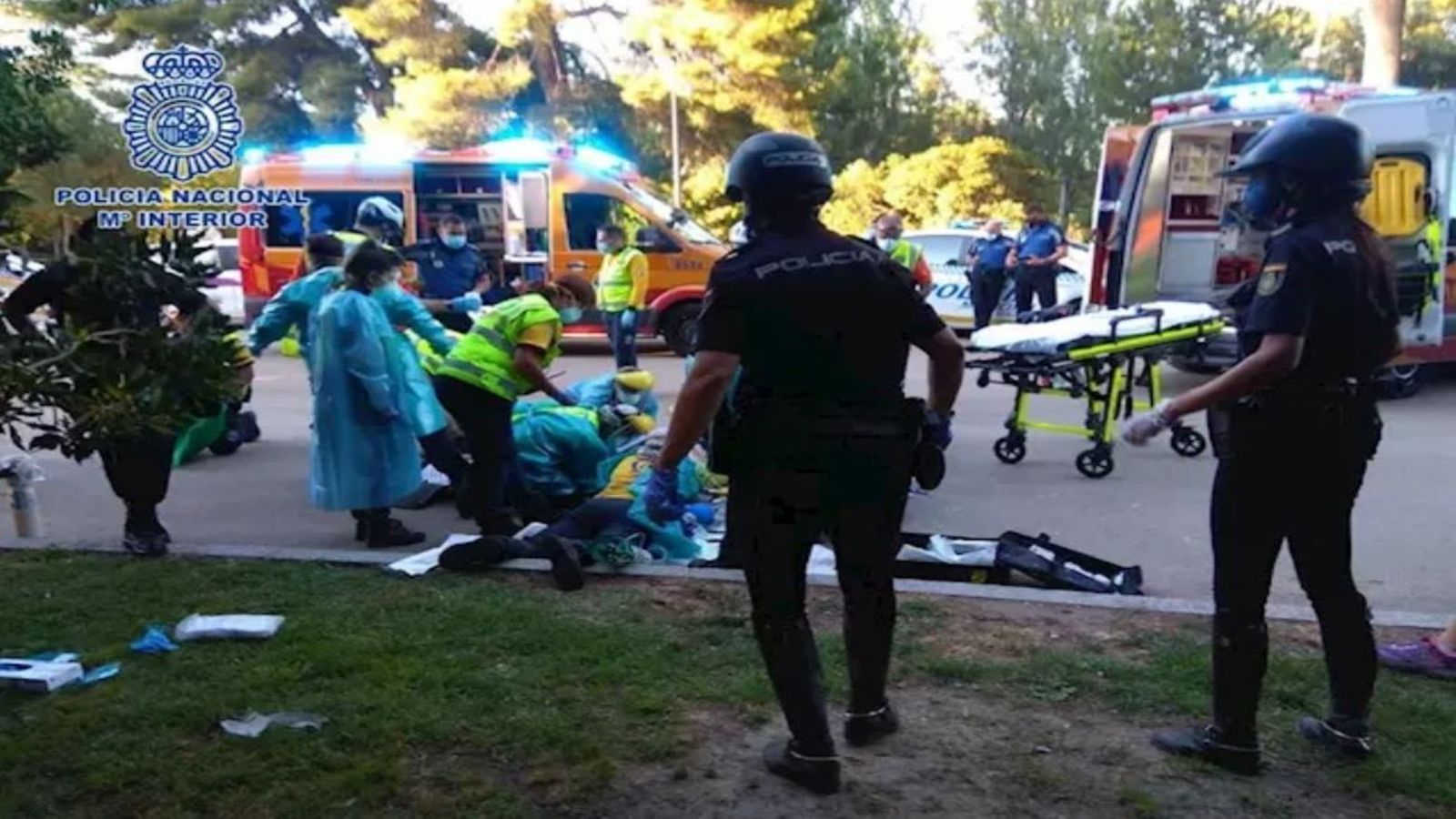 Policía y Samur atiende a un hombre por un infarto en El Retiro