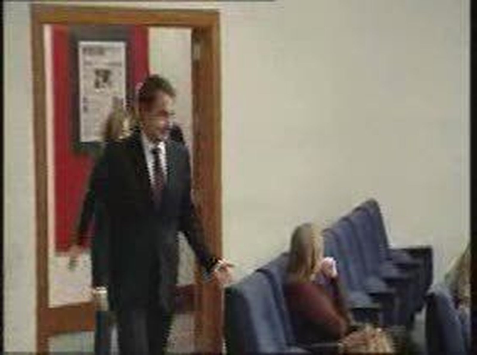 Mas cree que sería "bueno" que Zapatero aclarara su futuro  porque se necesitan "más certezas que incertidumbres"