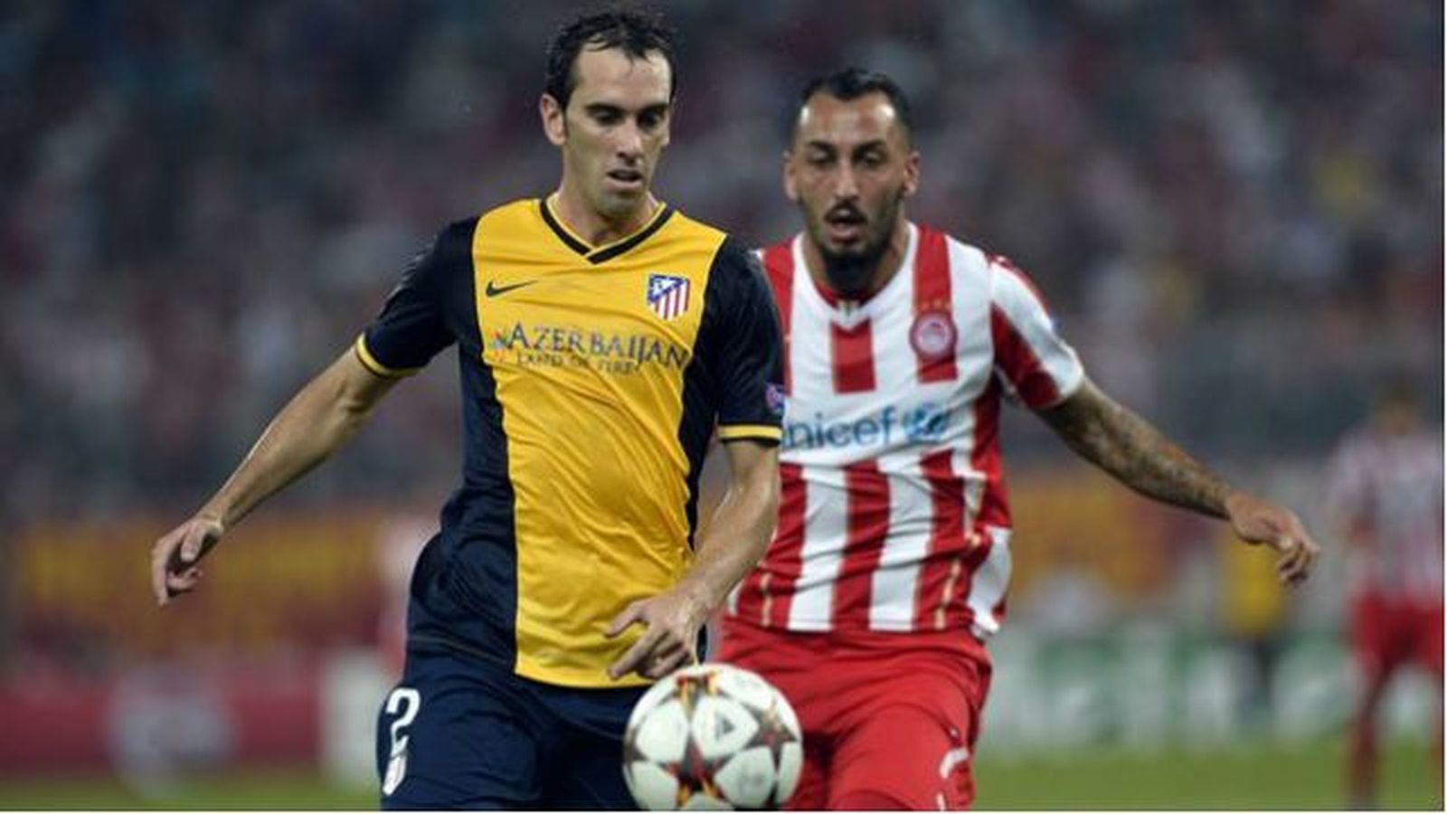 Godín estará listo para Eibar pese al esguince de rodilla