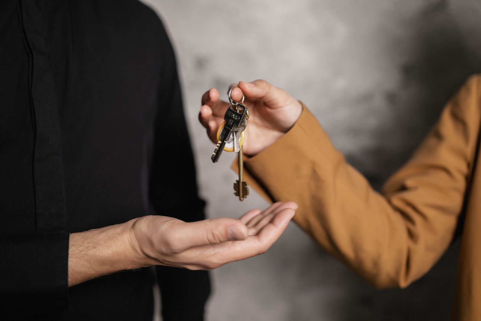El tope al alquiler supone un ahorro de 97 euros al mes para inquilinos actuales, pero empeora la oferta de vivienda