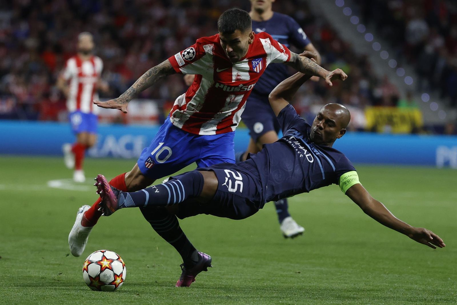 Ángel Correa ante el Manchester City