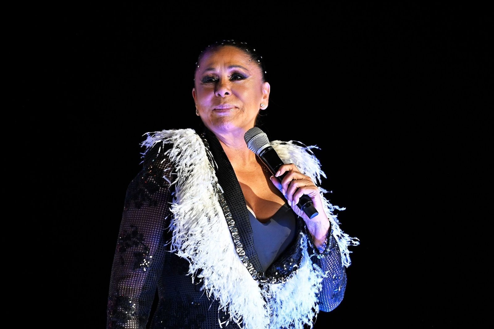Isabel Pantoja negocia comprar la parte de Cantora de Kiko Rivera