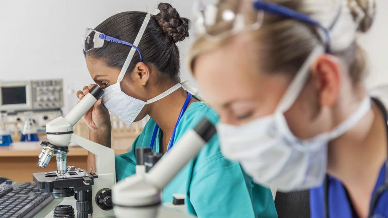 Cada vez más mujeres se animan a cursar carreras científicas