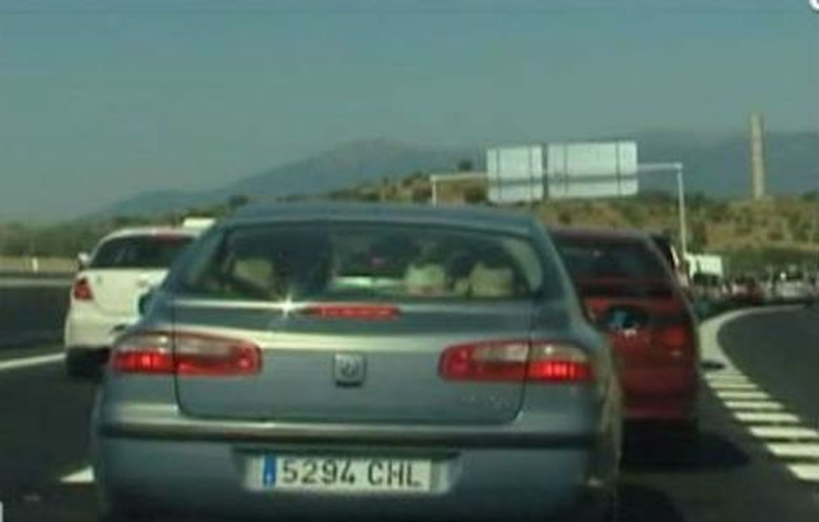 La DGT prevé 5,5 millones de  desplazamientos entre hoy y el domingo