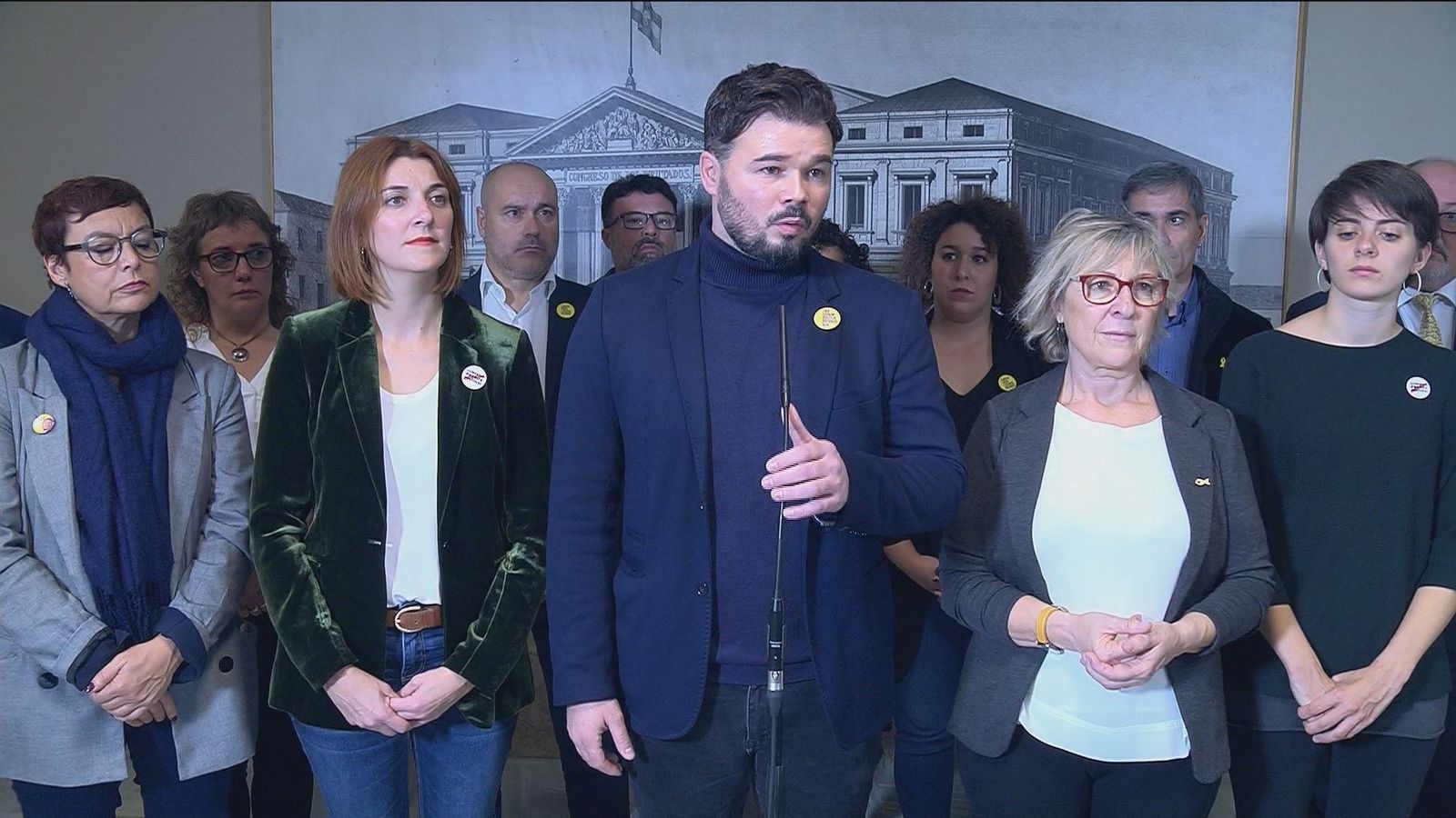 "A un Pedro Sánchez débil y derrotado, se le puede llegar a sentar en una mesa de diálogo", dice Rufián