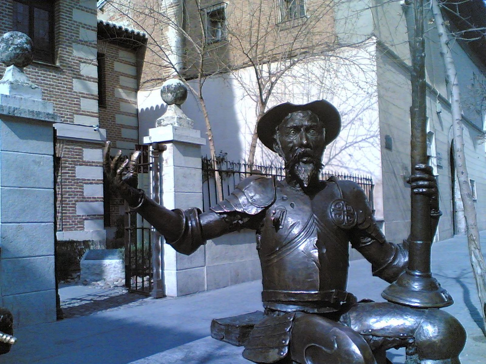 Barcelona veta una escultura del Quijote
