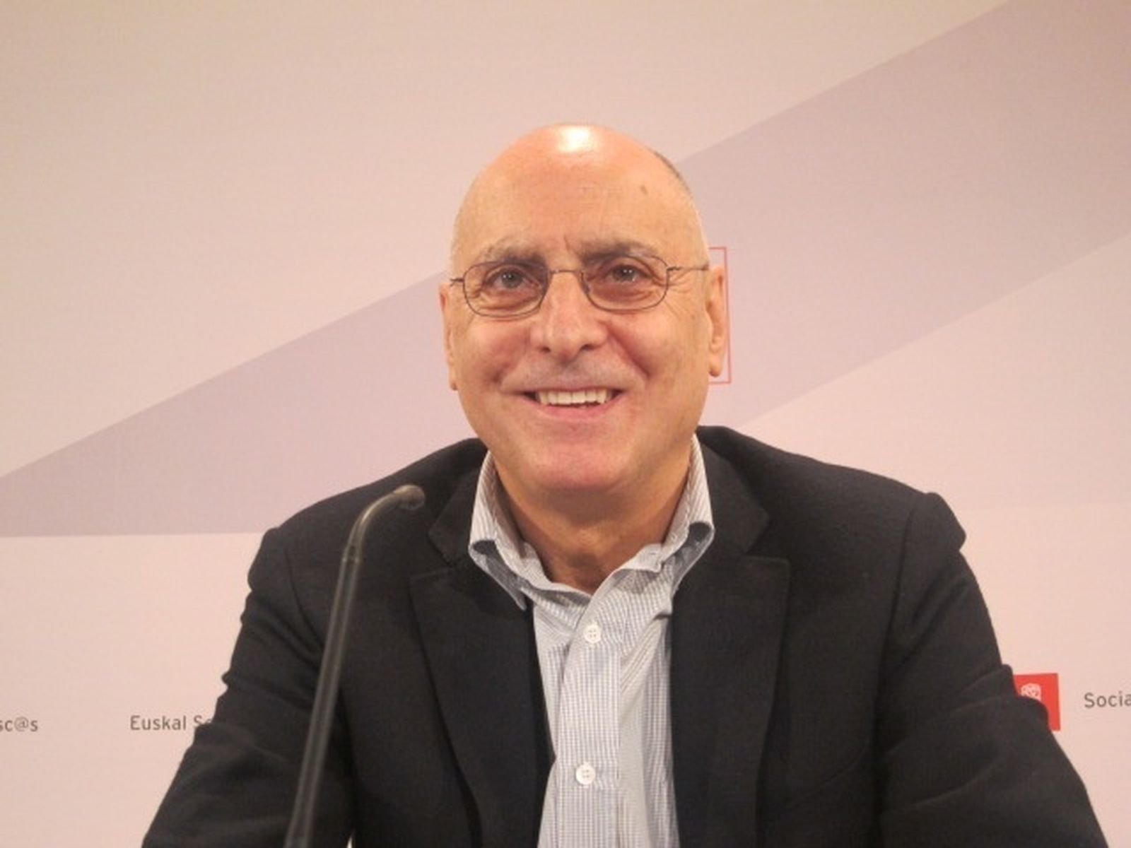 Fallece Rodolfo Ares, hombre clave del socialismo vasco los últimos 30 años