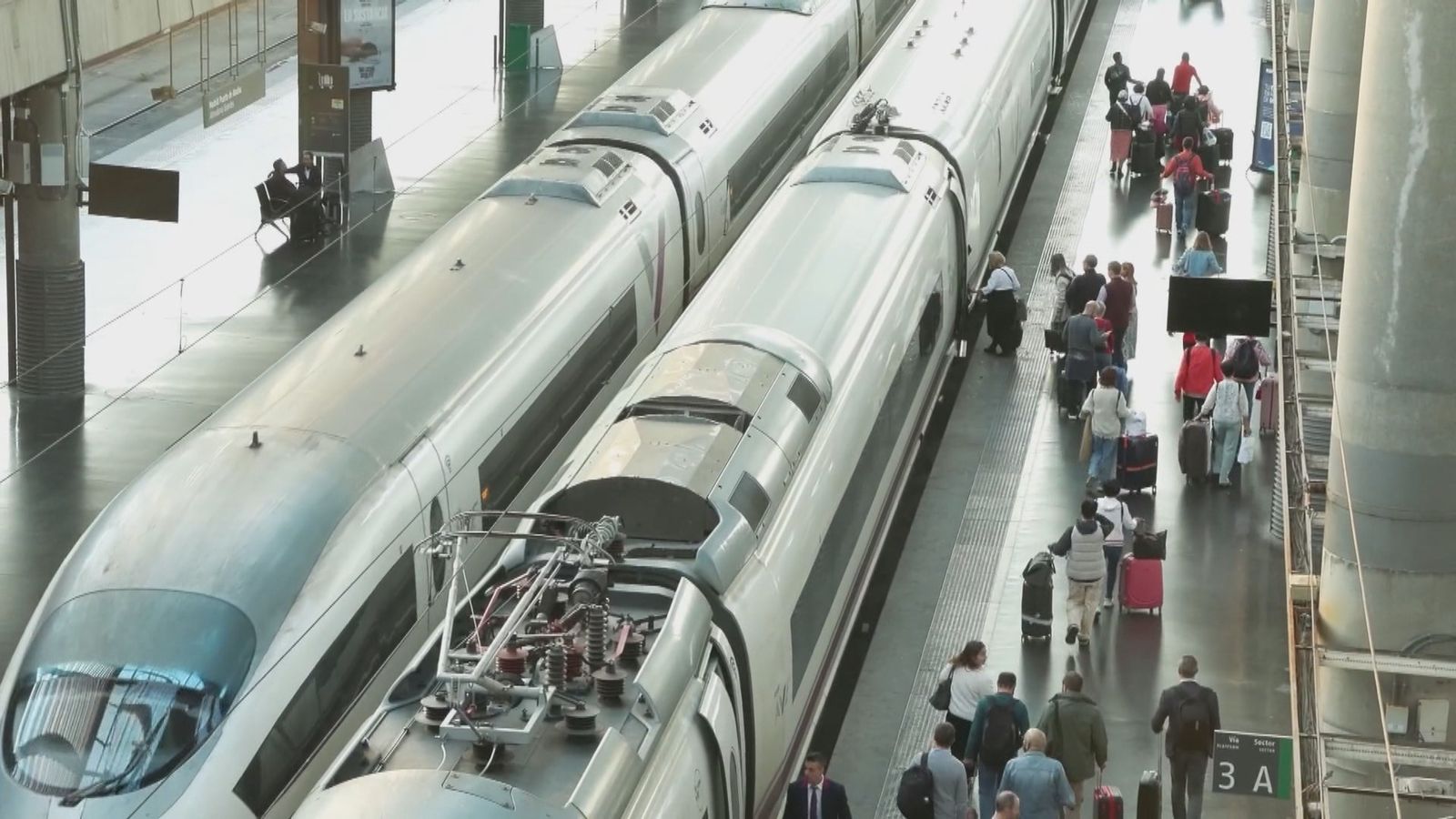 Suspendido el AVE Madrid-Málaga y  los trenes de alta  velocidad Madrid-Valencia que salen este jueves antes del mediodía