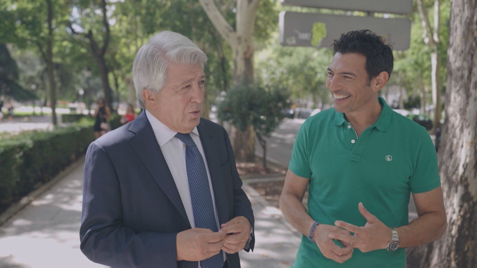 Enrique Cerezo nos habla de su trayectoria en el cine y de su faceta como abuelo