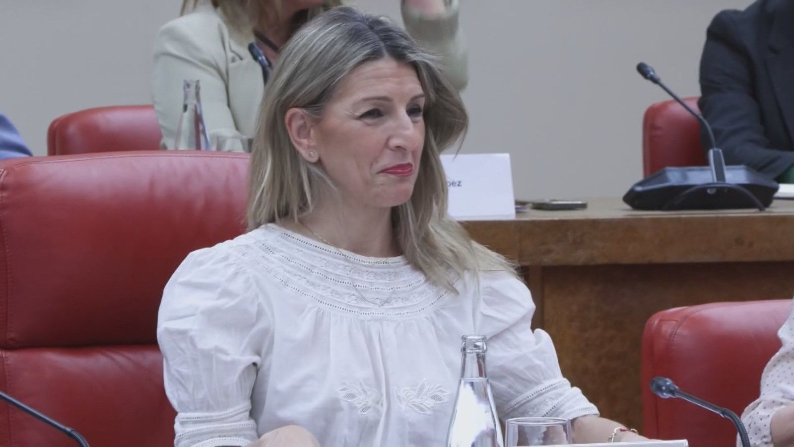 Sumar pide movilización social para salvar la prórroga de alquileres mientras el PP dice que el ayudas se queda corto