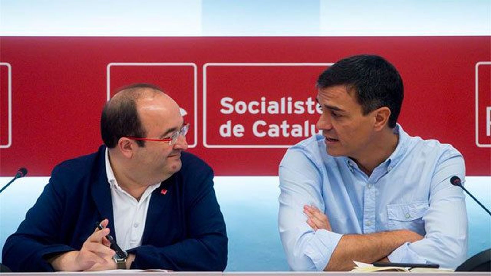 Sánchez e Iceta pactan iniciar en setiembre camino de reforma constitucional