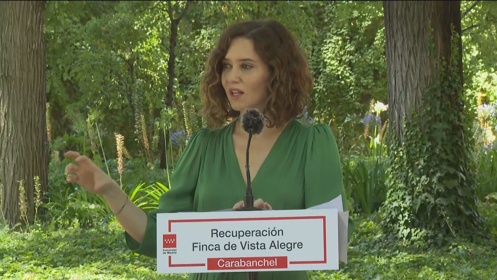 Ayuso reclama una ley para afrontar los incendios forestales y ofrece colaboración para su extinción