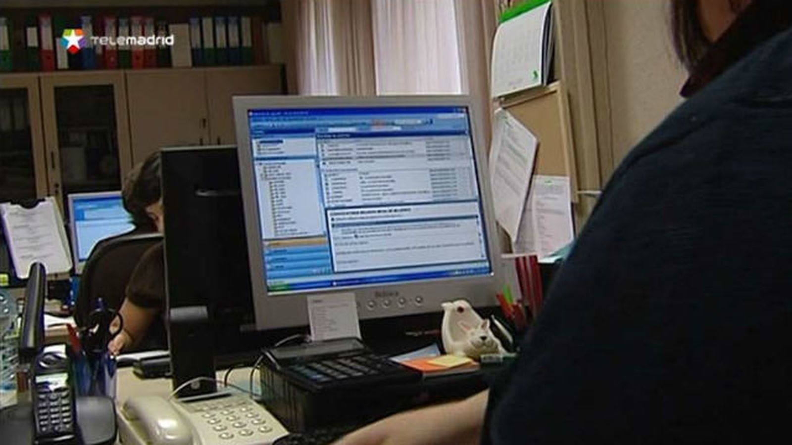 Trabajadores en oficina