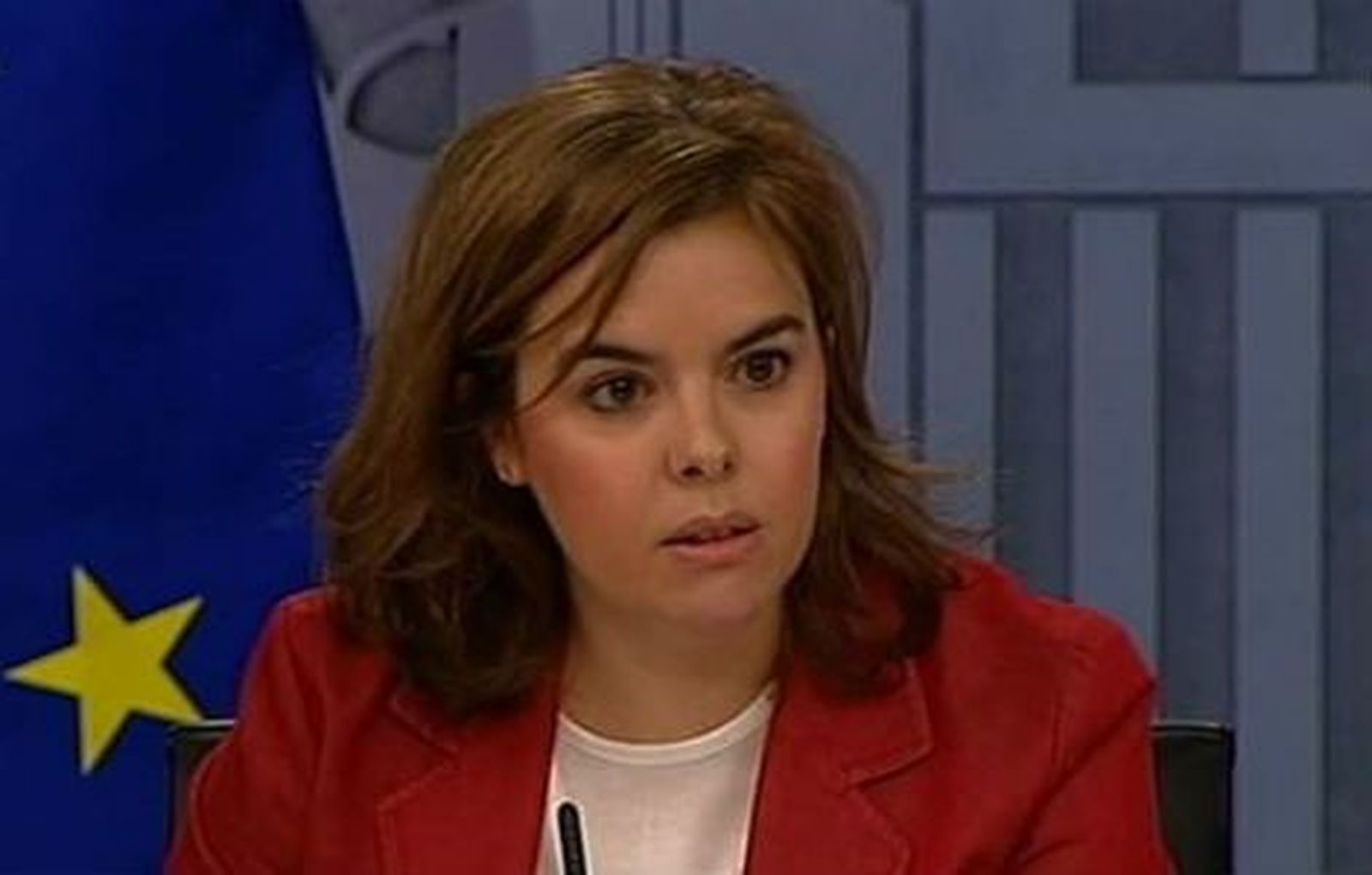 El Gobierno llama a Magdalena Álvarez a su responsabilidad y le pide una “decisión”