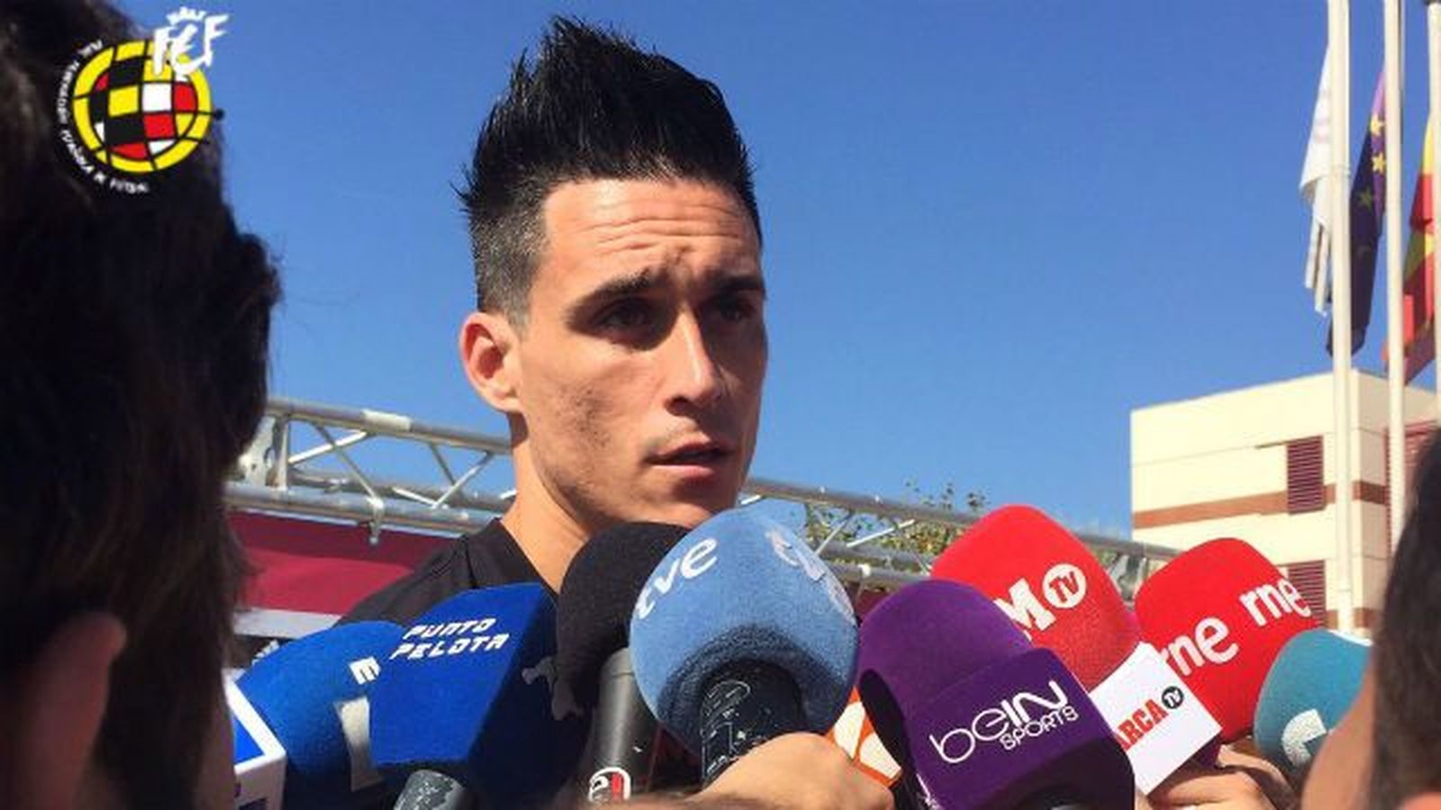 Callejón: "Con Lopetegui estamos trabajando mucho en función del rival"