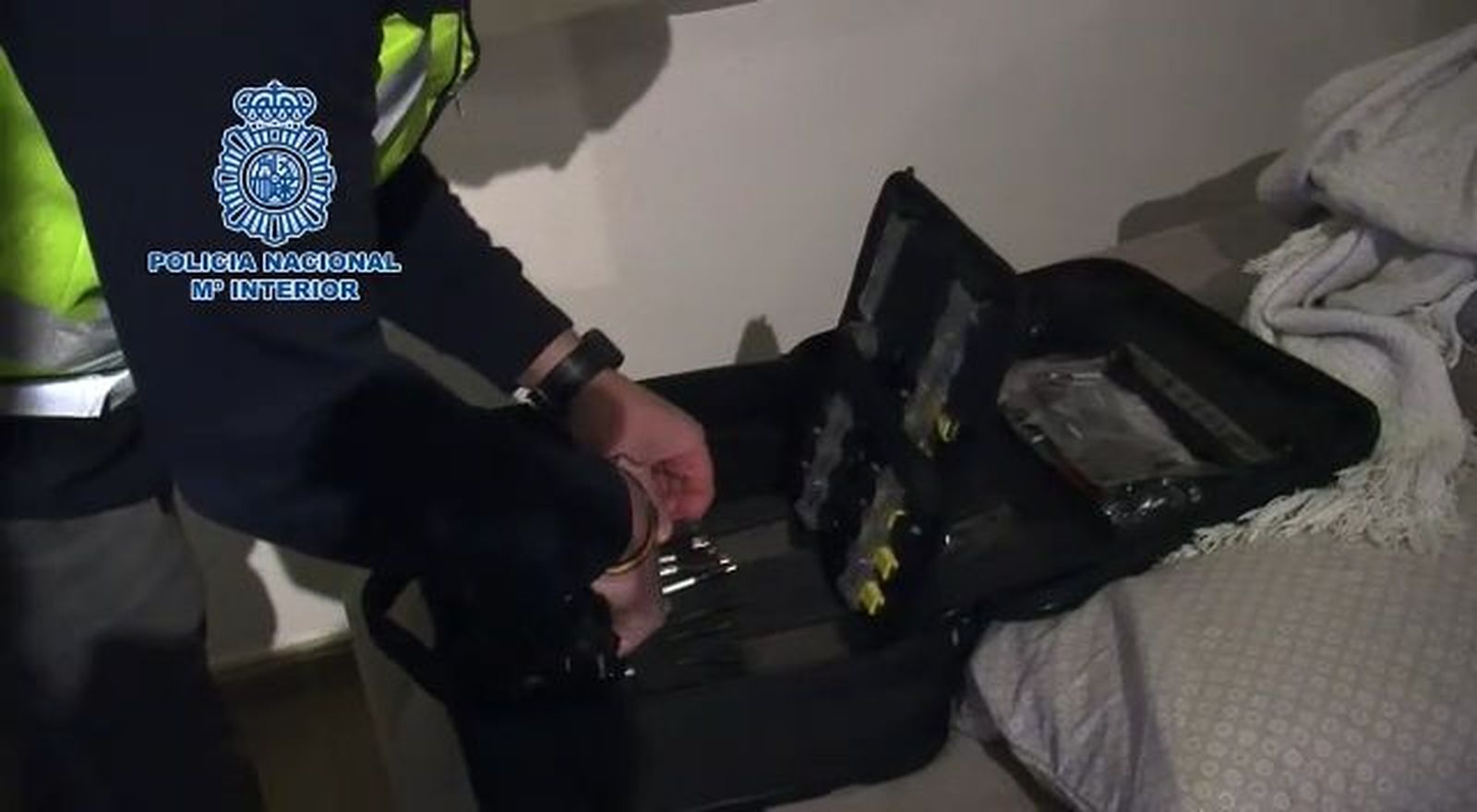 Desarticulada una trama que ofertaba televisión de pago y vídeos en internet