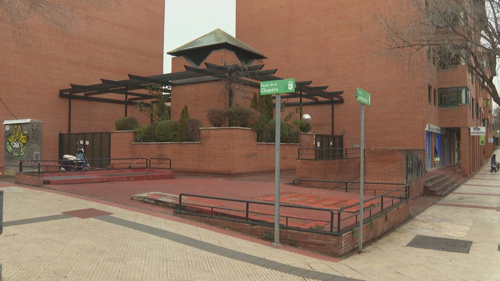Temor en Alcobendas a un joven desequilibrado que hace la vida imposible a sus vecinos