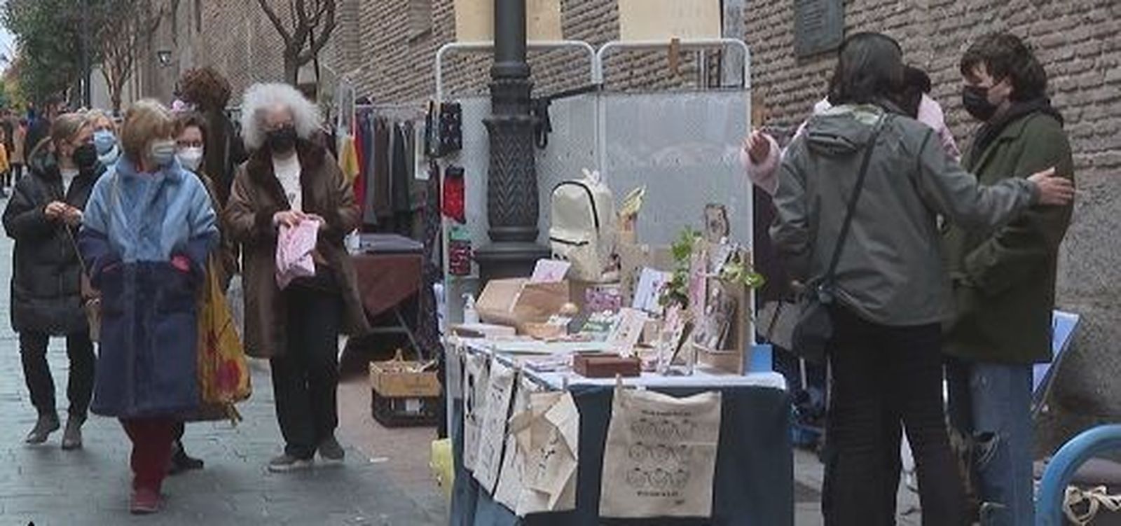 El Mercado de las Ranas regresa al barrio de Las Letras