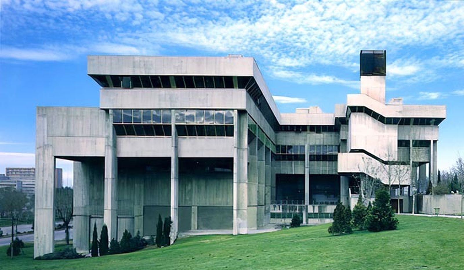 Edificio principal de la facultad de Ciencias de la Información