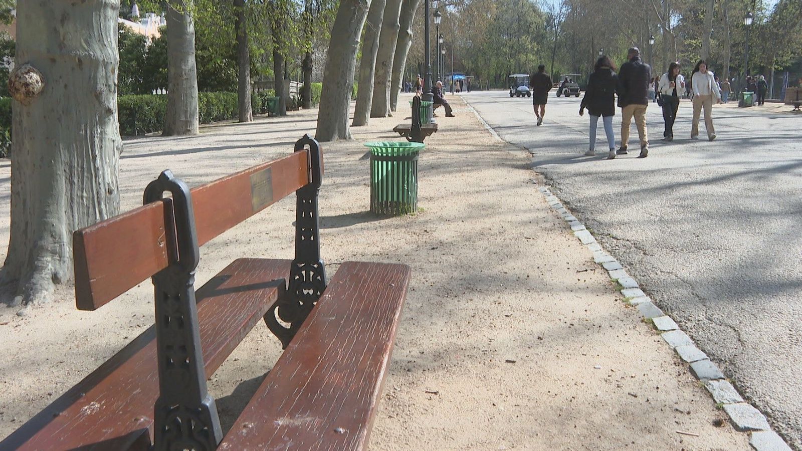 Madrid homenajea a diez referentes de la cultura en El Retiro