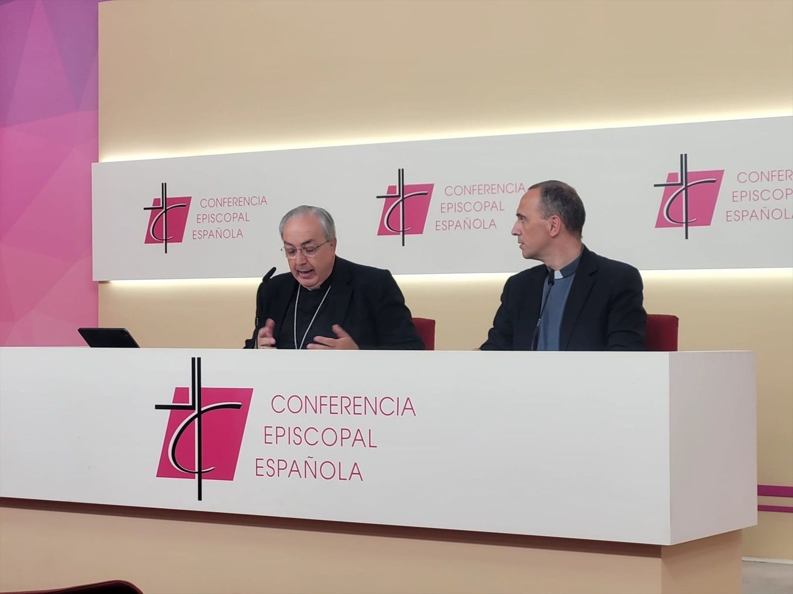 Los obispos españoles piden una "reflexión urgente" y un pacto educativo tras la agresión de un menor en Jerez