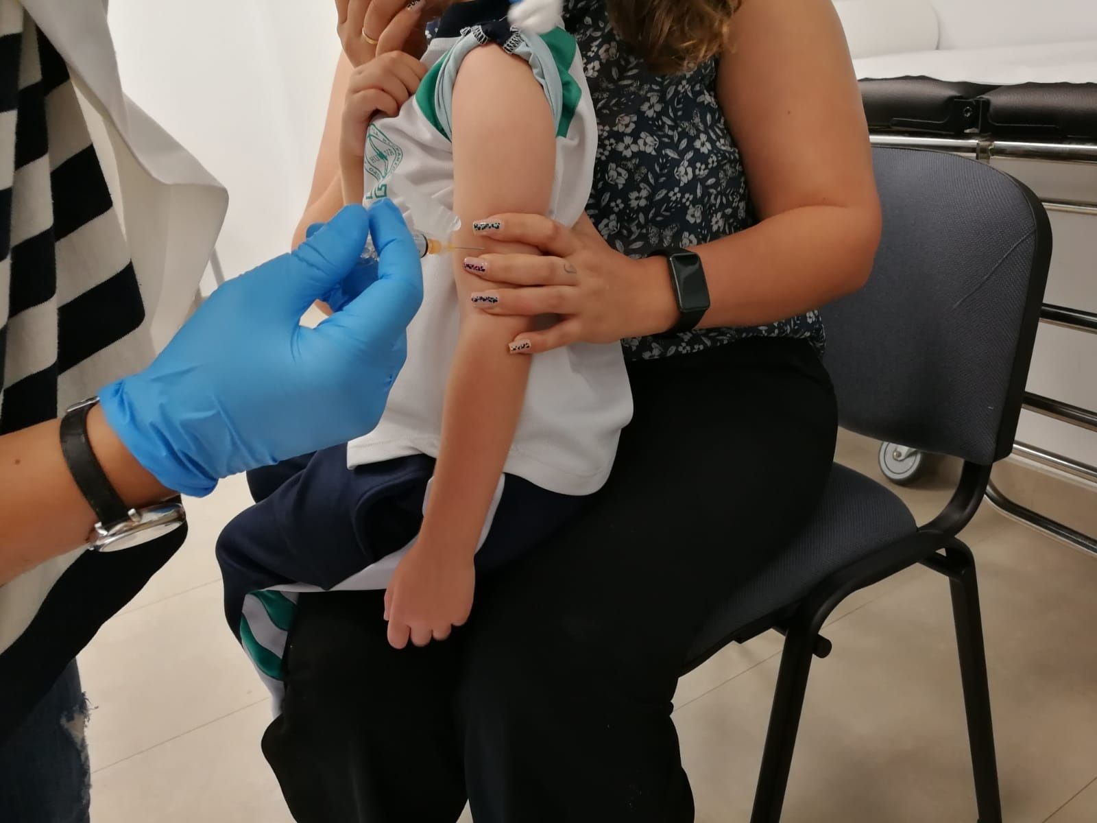 El pico de la gripe remite, pero sigue alto en niños