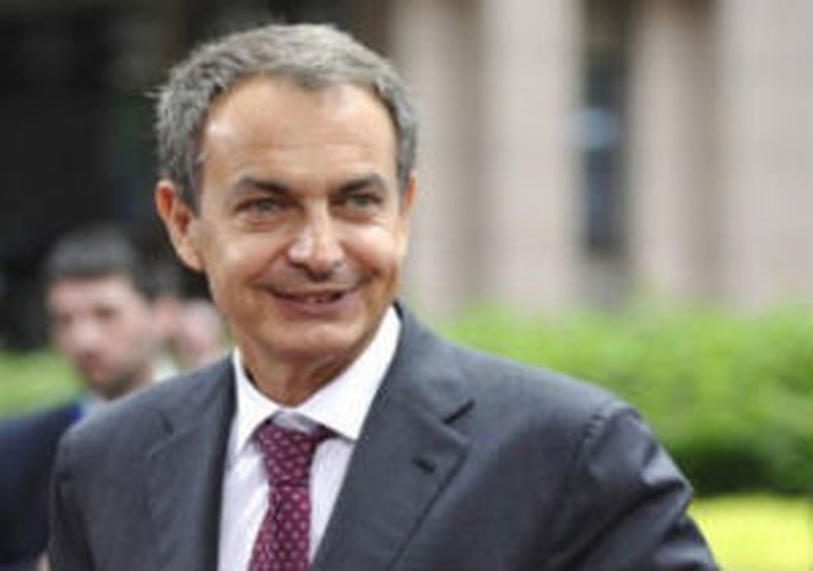 Zapatero dice que España no necesitará  recurrir a la línea de crédito preventiva