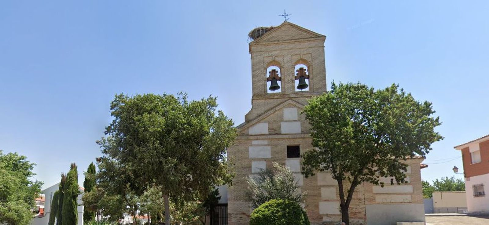 Iglesia de Santiago Apóstol, lugar de celebración de la Misa patronal de San Sebastián en Casarrubuelos