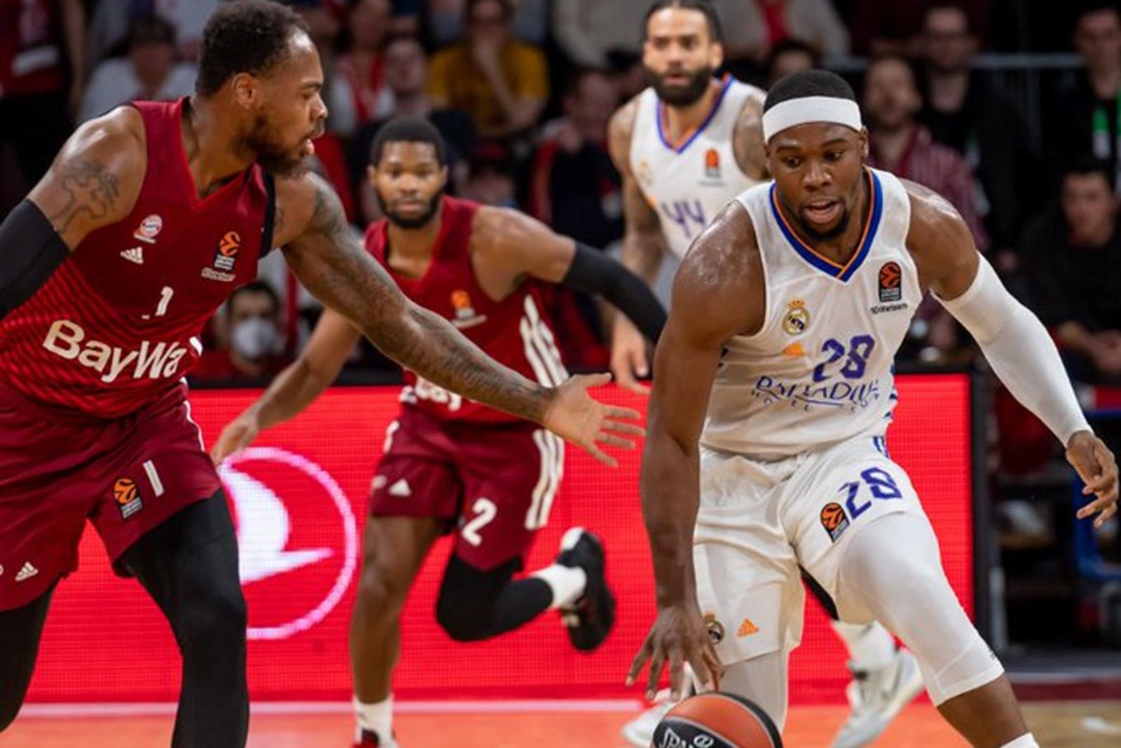 76-80. El Madrid se aferra a Yabusele para ganar en Múnich