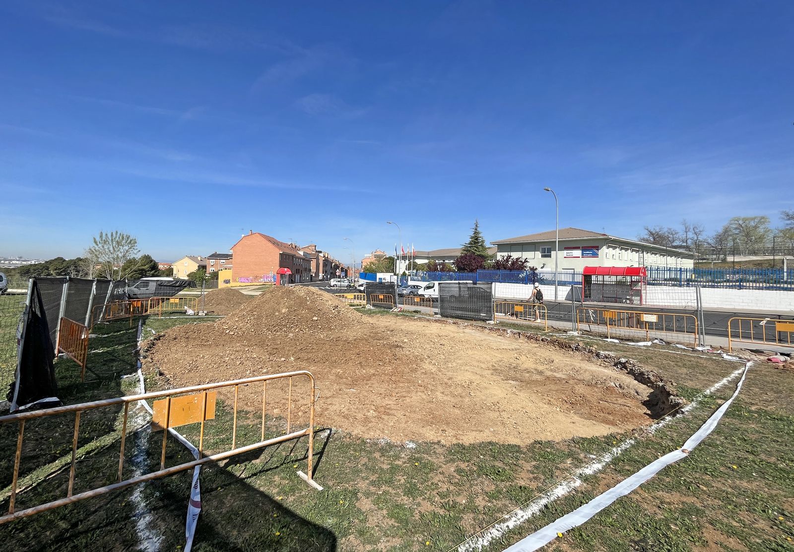 Obras del futuro parque de chorros de agua en Paracuellos de Jarama