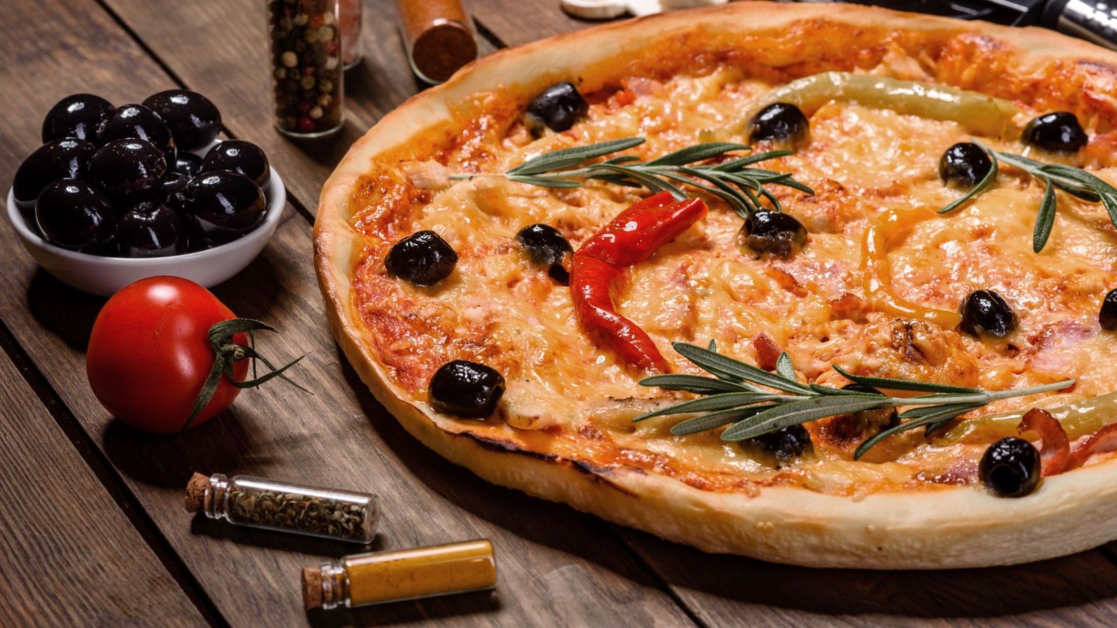 Una pizzería madrileña entra por primera vez en el olimpo de la gastronomía italiana