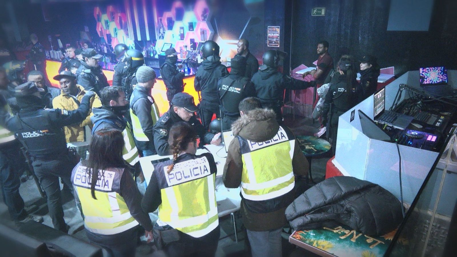 Redada nocturna acaba con 4 detenidos y 3 actas por droga en Torrejón de Ardoz