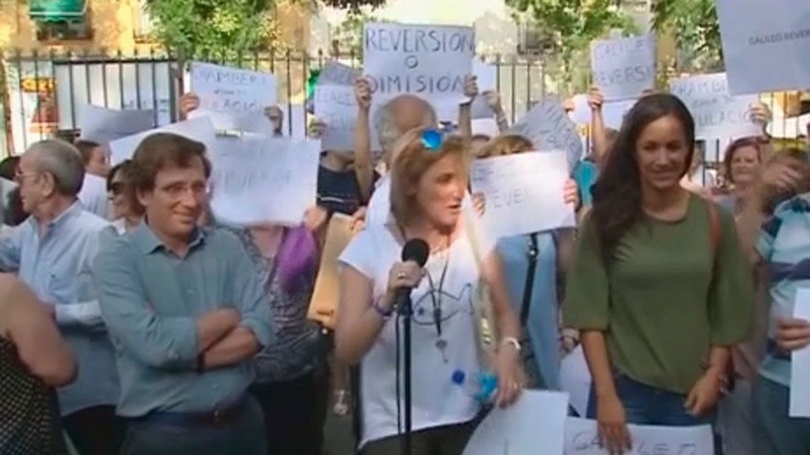 Vecinos de Galileo piden anular la peatonalización con apoyo de Almeida y Villacís