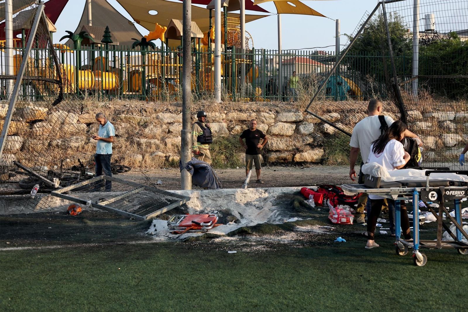 Irán advierte a Israel de que no lleve a cabo "nuevas aventuras" en Líbano tras el ataque que causó la muerte de 12 niños